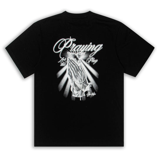 SEIHA STUDIOS – T-Shirt Oversize "Praying for the Plug" (Black)