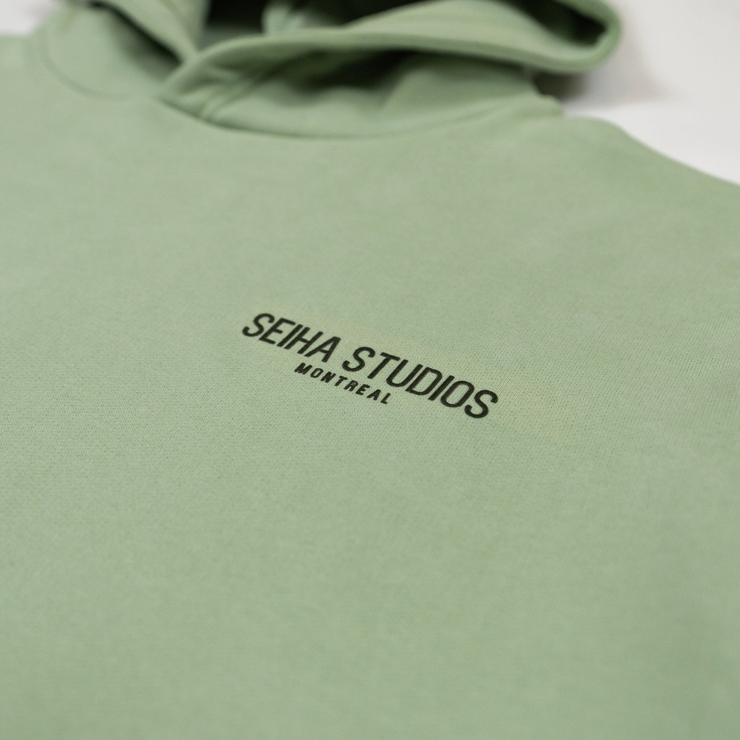 Hoodie Seiha Studios - MATCHA